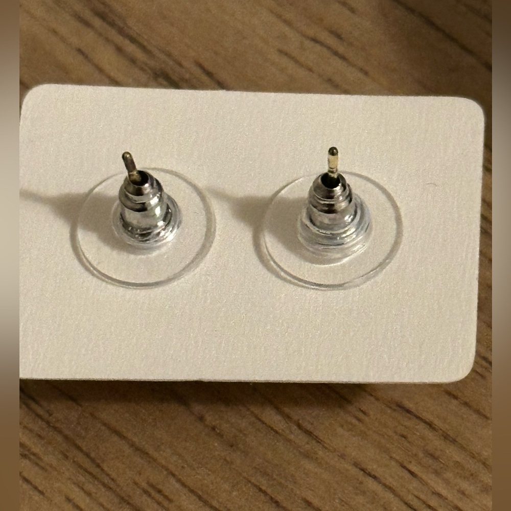 3/$10 bundle deal** New Earrings with post back, perfect for Easter or spring - Picture 4 of 4